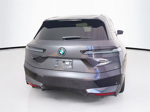 2024 BMW iX M60