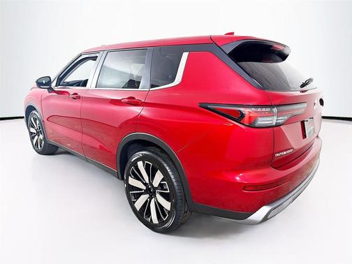2025 Mitsubishi Outlander SE 2.5 2WD