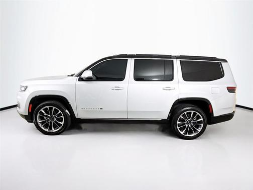 2022 Jeep Wagoneer Series III 4x2