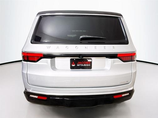 2022 Jeep Wagoneer Series III 4x2