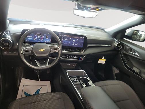 Mosaic Black Metallic 2026 Chevrolet Equinox 1LT