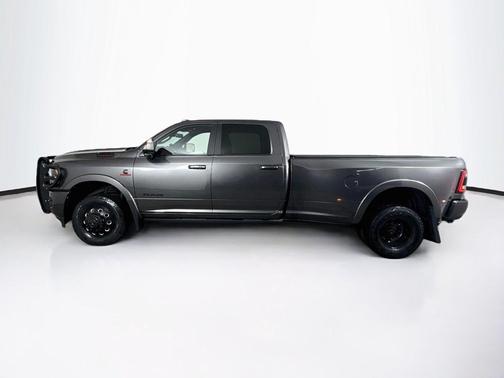 Granite Crystal Metallic Clearcoat 2022 RAM 3500 Limited Crew Cab 4x4 8' Box