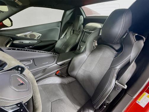 Red Mist Metallic Tintcoat 2025 Chevrolet Corvette Stingray w/2LT