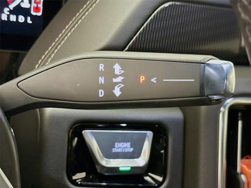 Onyx Black 2025 GMC Yukon 4WD Elevation