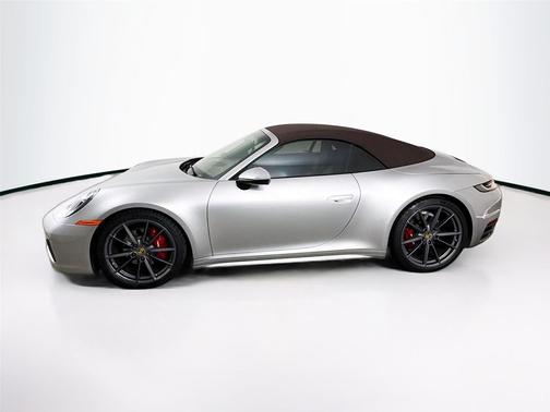 2020 Porsche 911 Carrera 4