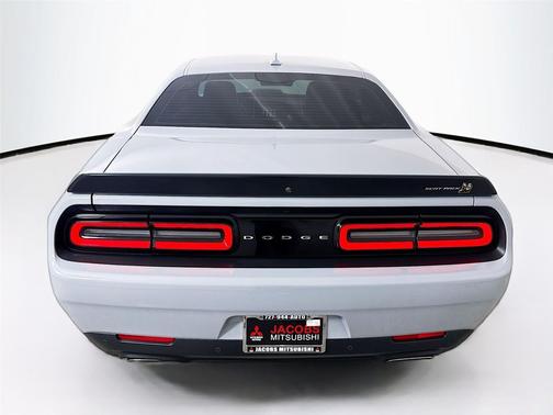 2022 Dodge Challenger R/T Scat Pack Widebody