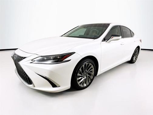 2025 Lexus ES 350 Ultra Luxury