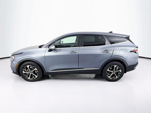 Everlasting Silver 2023 Kia Sportage EX