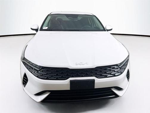 2022 Kia K5 LX
