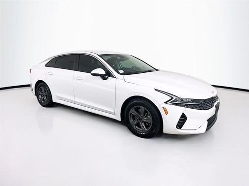 2022 Kia K5 LX