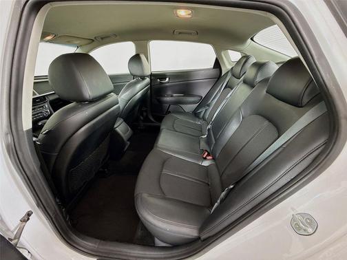 Snow White Pearl 2019 Kia Optima S