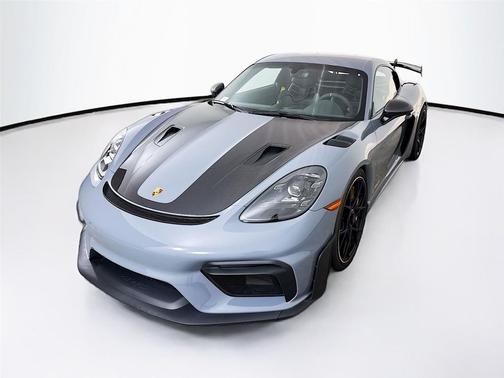 2025 Porsche 718 Cayman GT4 RS