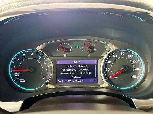 Summit White 2021 Chevrolet Traverse LT Cloth