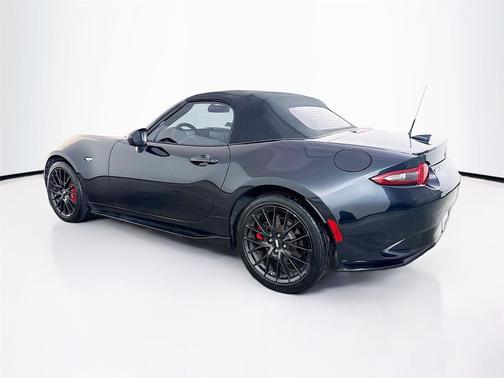 2016 Mazda MX-5 Miata Club