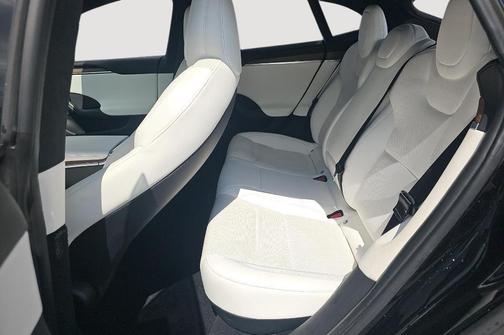 Solid Black 2022 Tesla Model S Dual Motor All-Wheel Drive