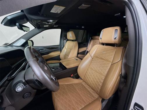 2022 Cadillac Escalade Sport