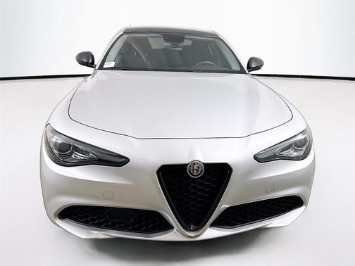 2019 Alfa Romeo Giulia Base