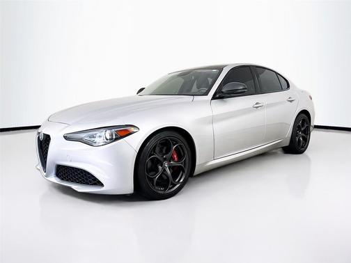 2019 Alfa Romeo Giulia Base