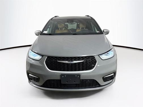 Ceramic Gray Clearcoat 2022 Chrysler Pacifica L