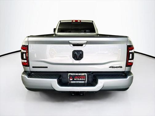 2024 RAM 3500 Big Horn Crew Cab 4x4 8' Box