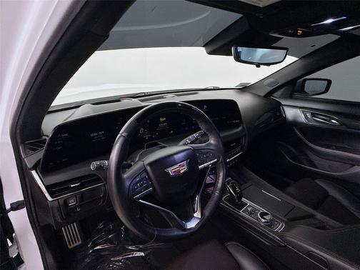 2025 Cadillac CT5 Sport