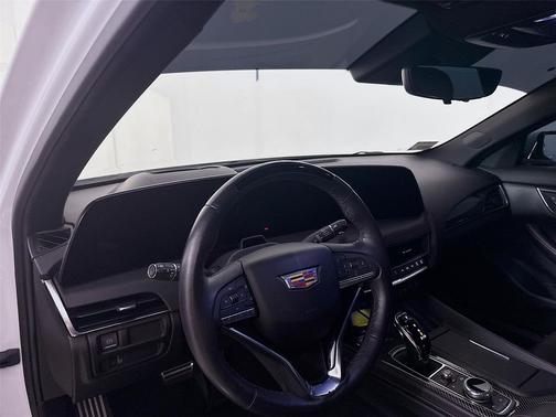 2025 Cadillac CT5 Sport