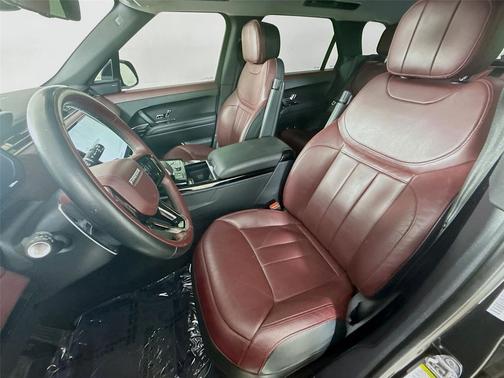 Santorini Black Metallic 2023 Land Rover Range Rover Sport SE