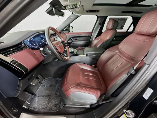 Santorini Black Metallic 2023 Land Rover Range Rover Sport SE