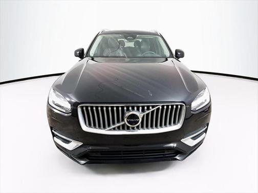 2023 Volvo XC90 B6 Plus 6-Seater