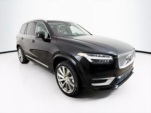 2023 Volvo XC90 B6 Plus 6-Seater