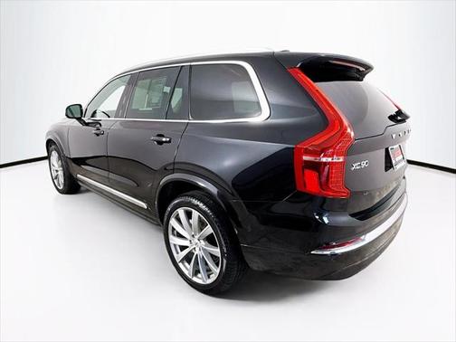 2023 Volvo XC90 B6 Plus 6-Seater