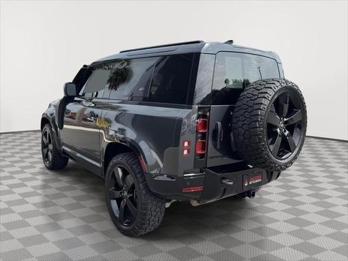 2022 Land Rover Defender 90 X-Dynamic S