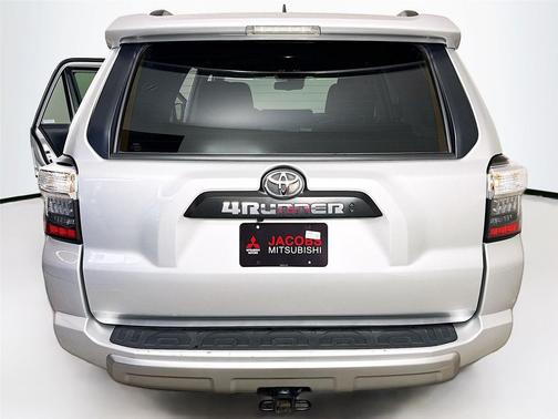 2024 Toyota 4Runner TRD Off Road