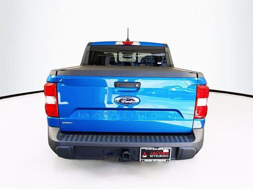 Velocity Blue Metallic 2022 Ford Maverick Lariat