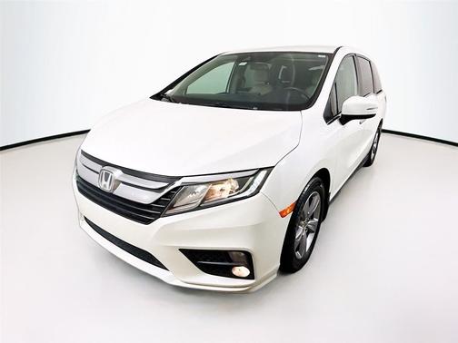 White Diamond Pearl 2019 Honda Odyssey EX