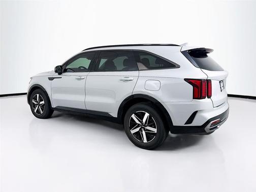 2023 Kia Sorento EX