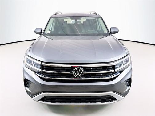 2022 Volkswagen Atlas 3.6L SE w/Technology