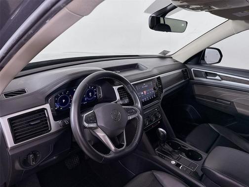 2022 Volkswagen Atlas 3.6L SE w/Technology