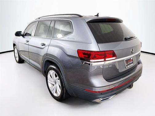 2022 Volkswagen Atlas 3.6L SE w/Technology