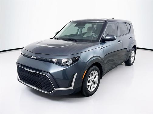 Gravity Gray 2025 Kia Soul LX