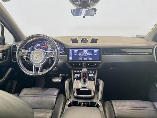 Black 2020 Porsche Cayenne Cayenne
