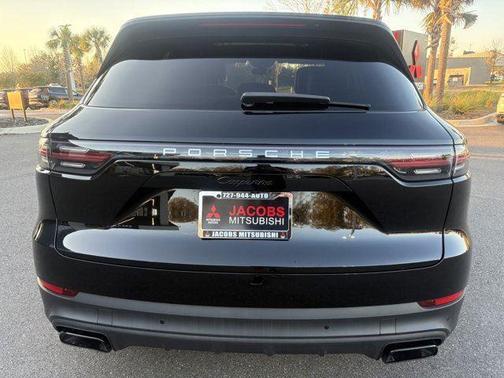 Black 2020 Porsche Cayenne Cayenne
