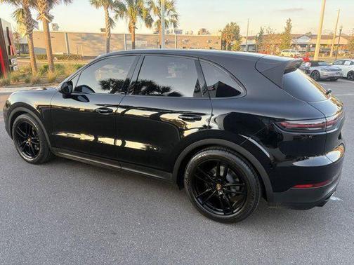 Black 2020 Porsche Cayenne Cayenne