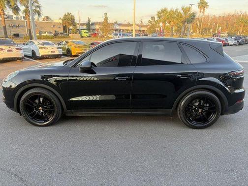 Black 2020 Porsche Cayenne Cayenne