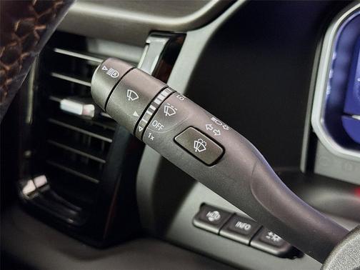 Onyx Black 2023 GMC Sierra 1500 AT4