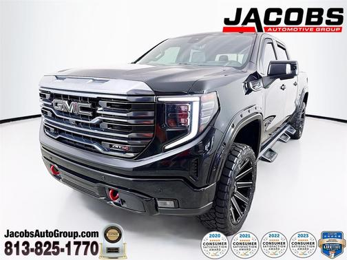 Onyx Black 2023 GMC Sierra 1500 AT4