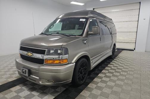SEO: Special Solid Paint 2021 Chevrolet Express 2500 LT