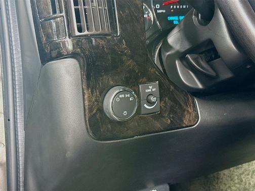 SEO: Special Solid Paint 2021 Chevrolet Express 2500 LT