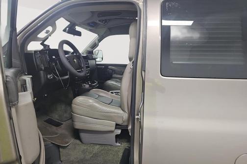 SEO: Special Solid Paint 2021 Chevrolet Express 2500 LT