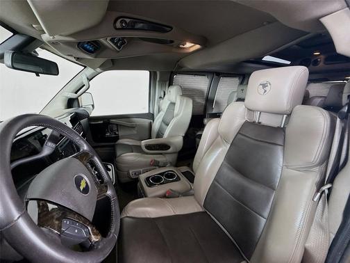 SEO: Special Solid Paint 2021 Chevrolet Express 2500 LT
